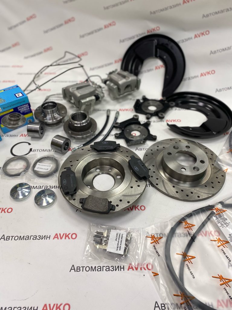 Задние дисковые тормоза с перфорацией и насечками невентилируемые  Лада Vesta