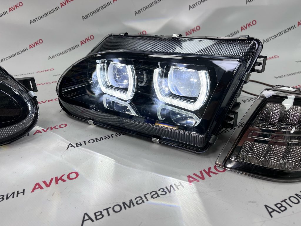 Светодиодные фары в стиле BMW с ДХО 4 LED линзы ВАЗ 2113 2114 2115