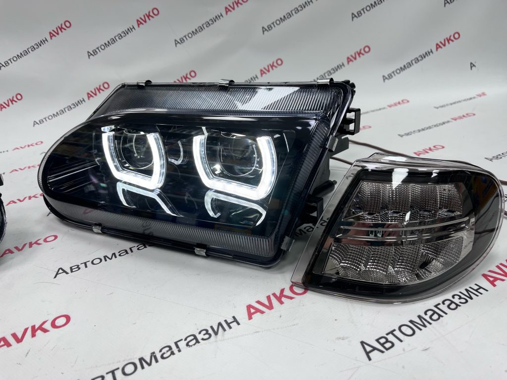 Светодиодные фары в стиле BMW с ДХО 4 LED линзы ВАЗ 2113 2114 2115